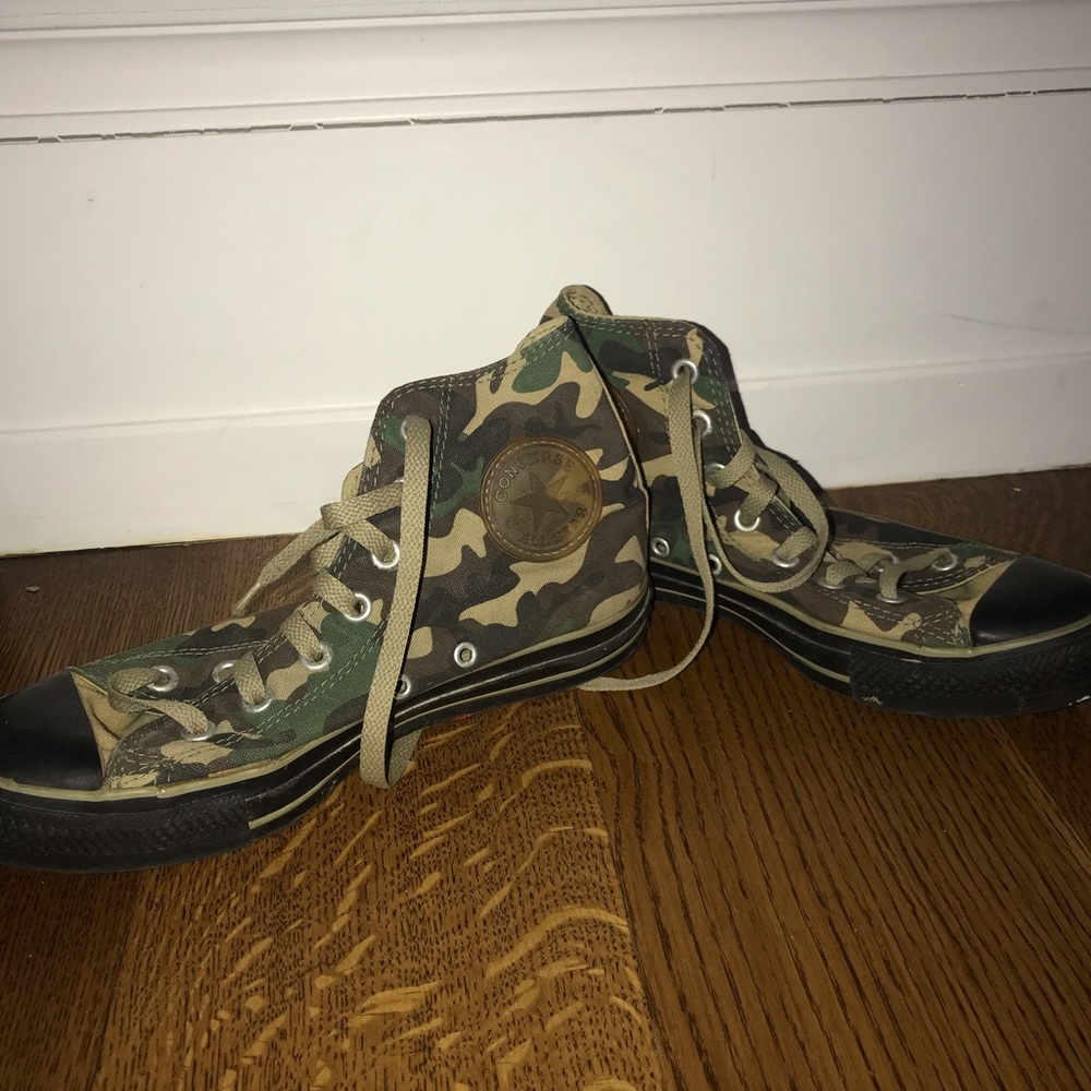 Camo High top converse